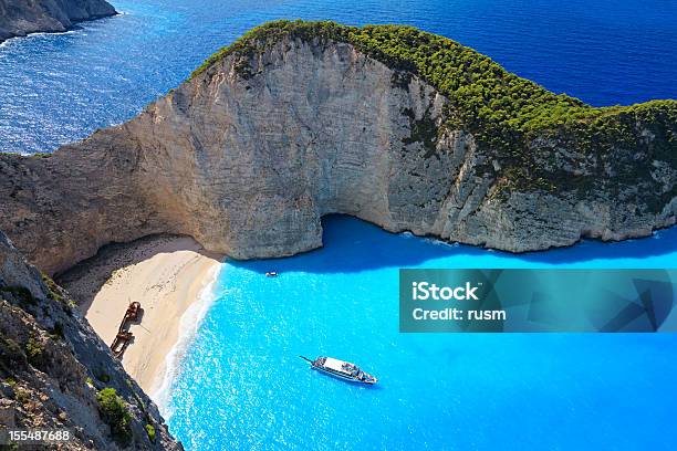 Photo libre de droit de Navagio Beach Zante Island Grèce banque d'images et plus d'images libres de droit de Zante - Zante, Bleu, Grotte