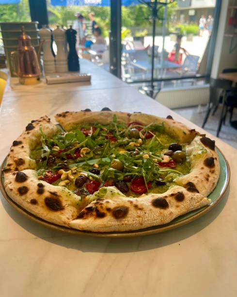 Neapolitan pizza vege