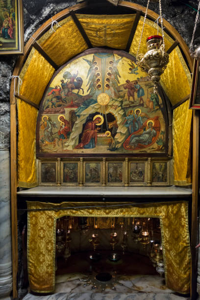 altar da natividade na igreja da natividade em belém - muro da cisjordânia fotos - fotografias e filmes do acervo