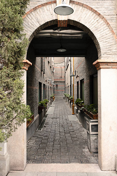 istock Archway to the past 155546291