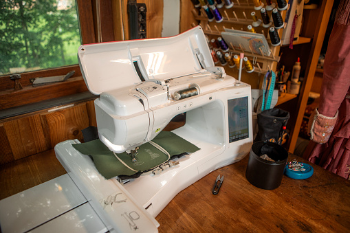 An arts An arts and craft sewing machine craft home studio