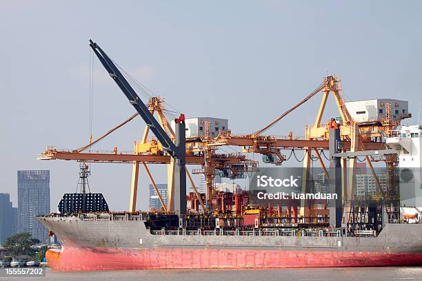 Container Cargo Fracht Versenden Stockfoto und mehr Bilder von Arbeiten - Arbeiten, Bangkok, Baumaschine