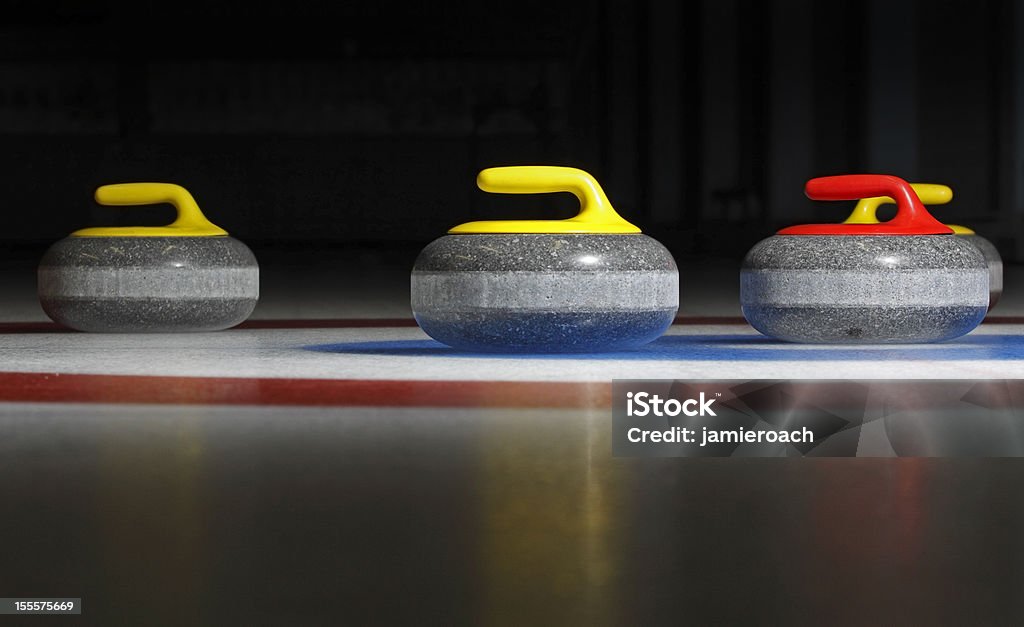 Cuatro cálculos de curling - Foto de stock de Curling libre de derechos