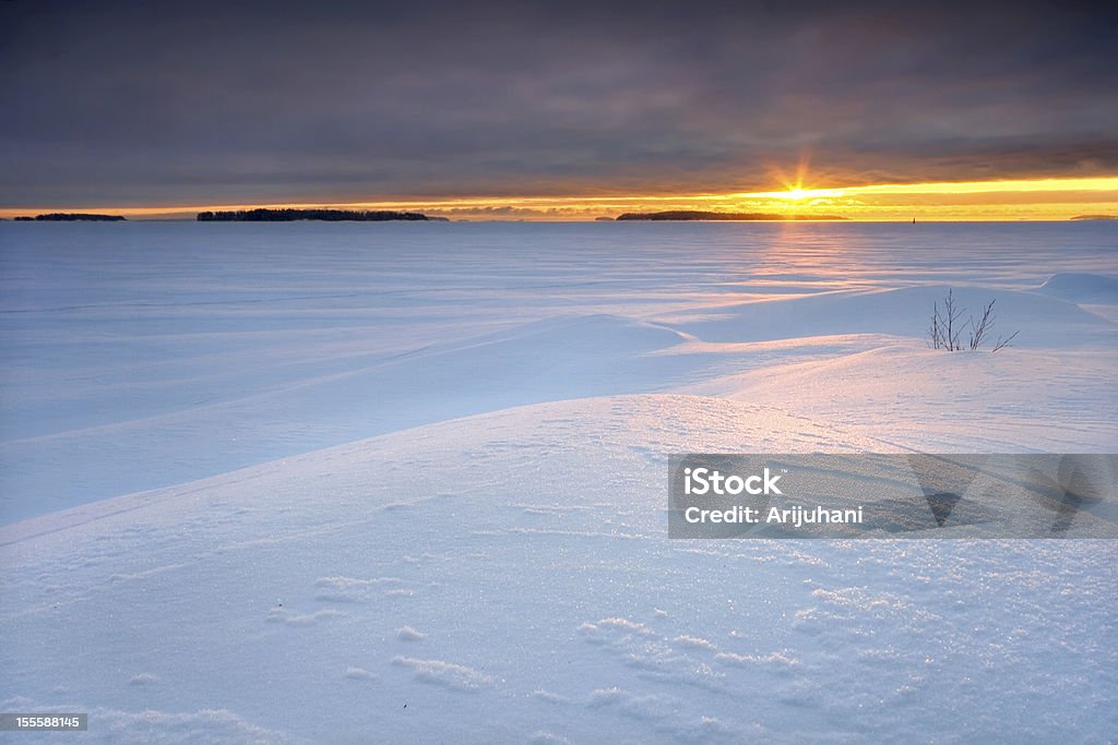 Nublado sunrise - Foto de stock de Finlandia libre de derechos