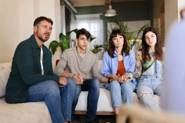 Modern psychotherapist doing psychotherapy with a family