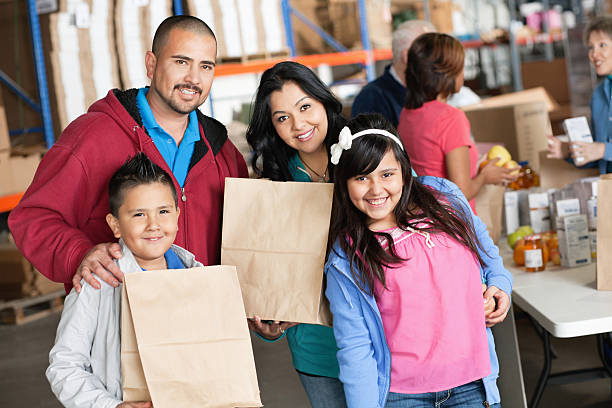 istock Family with donations at a donation center 155599000
