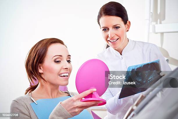 Zahnarzt Dental Xray Patienten Vergleich Zähne Mit Stockfoto und mehr Bilder von 30-34 Jahre