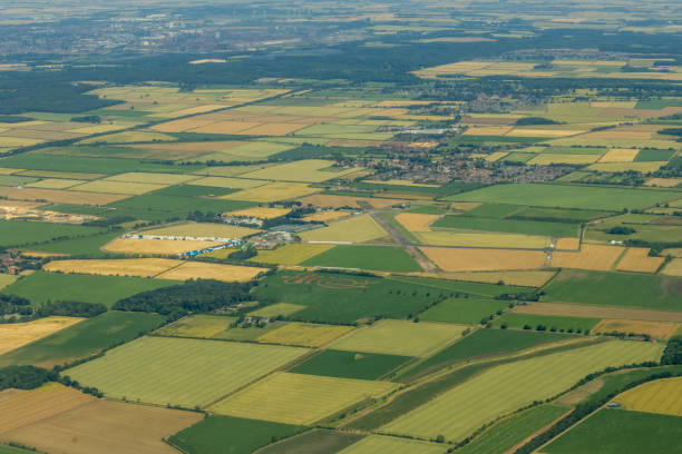 istock Hibaldstow Airfield From Above 1556250416