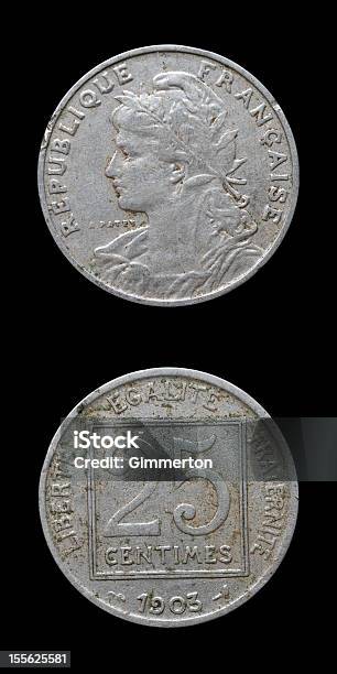 앤틱형 ｺﾒｾ 동전 0명에 대한 스톡 사진 및 기타 이미지 - 0명, 검정색 배경, 고대 유물