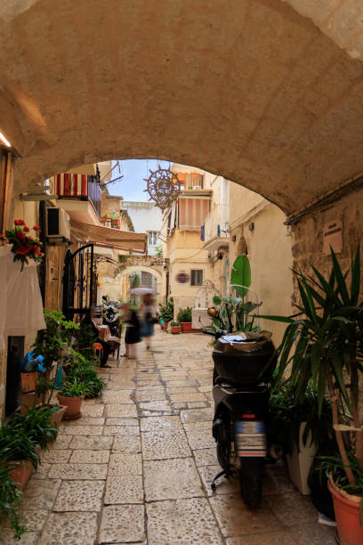 istock Bari vecchia, old italian town 1556285585