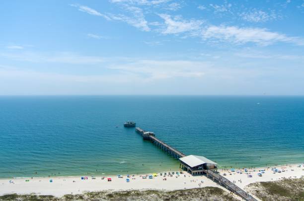 istock The beach at Gulf Shores, Alabama 1556416560