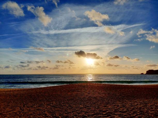 istock Nazare, Portugal 1556573023