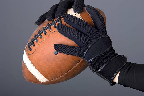 istock American football player 155674006
