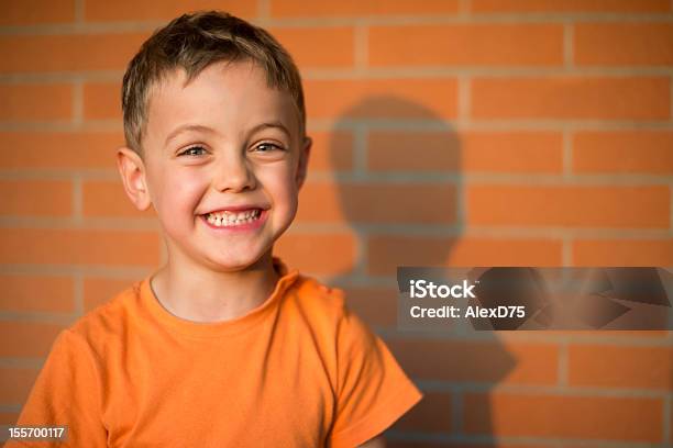 Lächelnd Kind Stockfoto und mehr Bilder von 4-5 Jahre - 4-5 Jahre, Kind, 2-3 Jahre