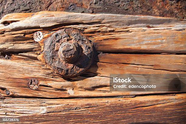 Rusty Parafuso E Parafuso De Porca Em Barco - Fotografias de stock e mais imagens de Apodrecer - Apodrecer, Aço, Encalhado