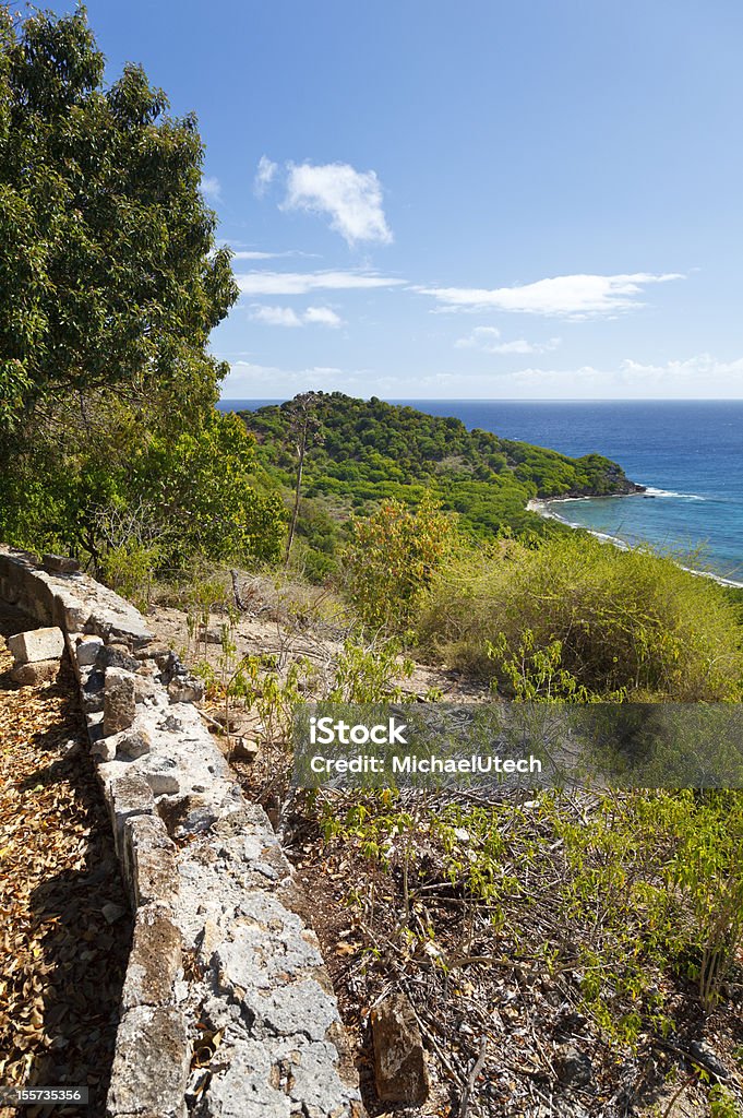 Old Fort Wand mit Blick auf das Karibische Meer - Lizenzfrei Anhöhe Stock-Foto