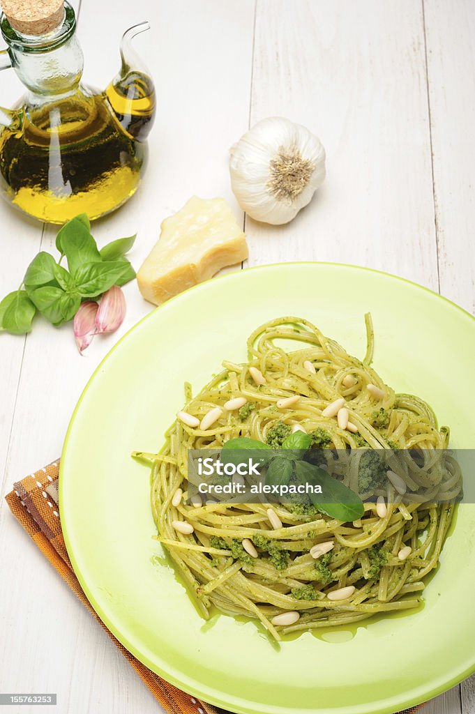 Linguine al Pesto - Foto de stock de Alho royalty-free