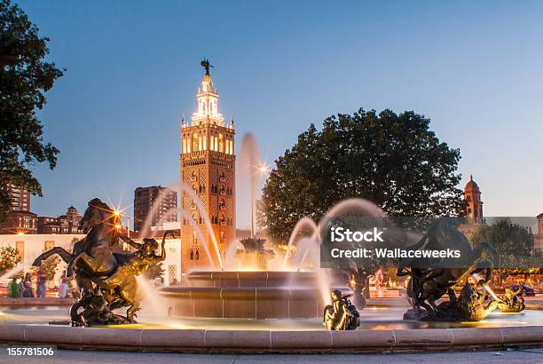 Kansas City Missouri Fountain At Country Club Plaza Stock Photo - Download Image Now