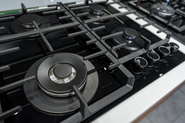 istock Modern cooking stoves on display in the store 1557996784