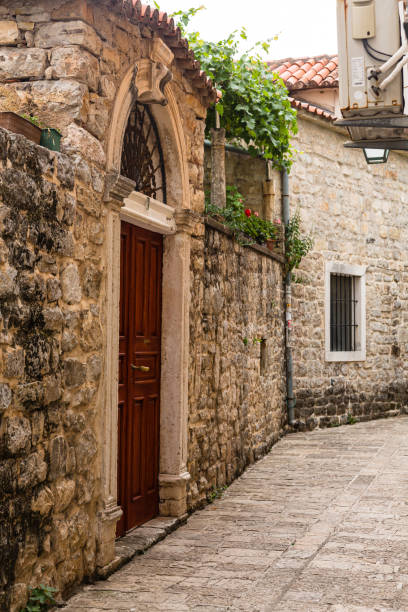 istock Alley in Budva, Montenegro 1558006452
