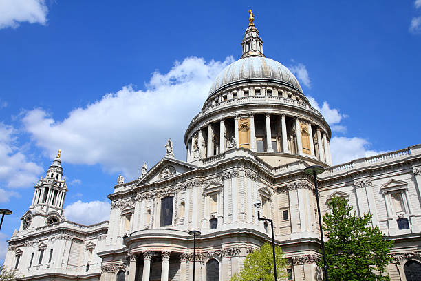istock London - St. Paul's Cathedral 155804996