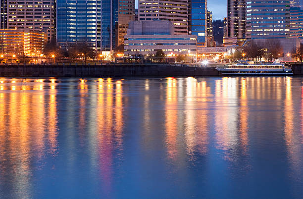 istock Downtown Portland, Oregon and Willamette River 155810063