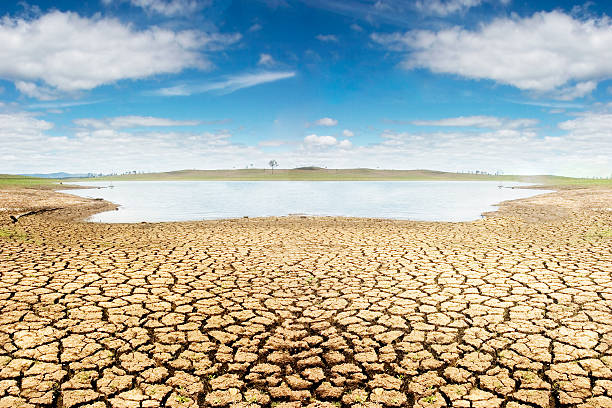 Drought in Australia Dried lake in Australia Outback drought stock pictures, royalty-free photos & images