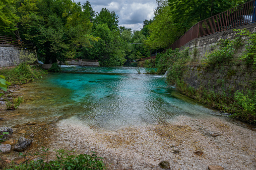 The Sources of the Verde River represent one of the greatest treasures for Fara San Martino. They are clear and crystalline waters that are born on Mount Acquaviva.