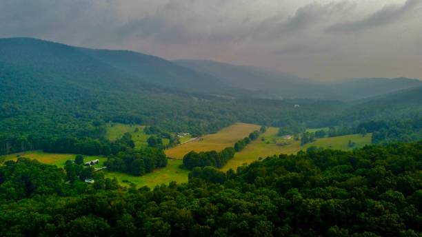 istock Canadian Wildfire Haze in Rural WC 1558651004