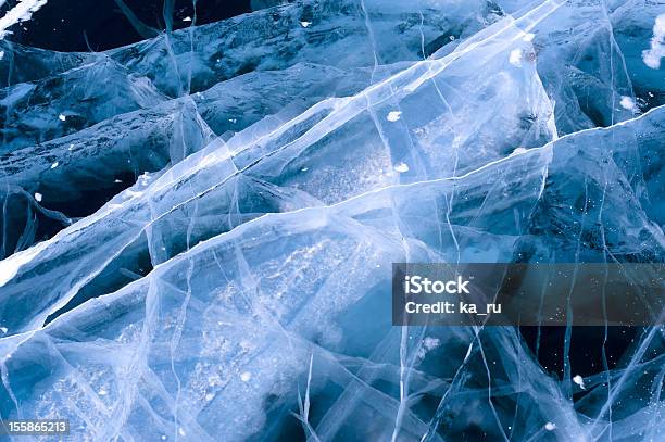 Ice Foto de stock y más banco de imágenes de Aire libre - Aire libre, Brindar, Cristal de hielo