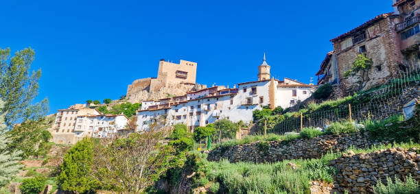 istock Panoramic view of Linares de Mora 1558675024