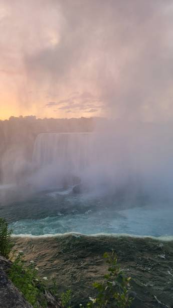 istock Mesmerizing Horseshoe Falls with water spray and splashes at sunrise 1558739433