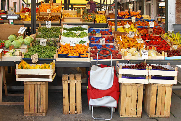 istock Farmers market stall 155896315