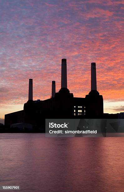 Battersea Power Station At Dusk Stock Photo - Download Image Now - Battersea Power Station, British Culture, Cloud - Sky