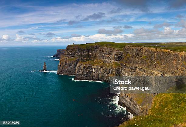 Penhascos De Moher - Fotografias de stock e mais imagens de Galway - Galway, Litoral, Ao Ar Livre