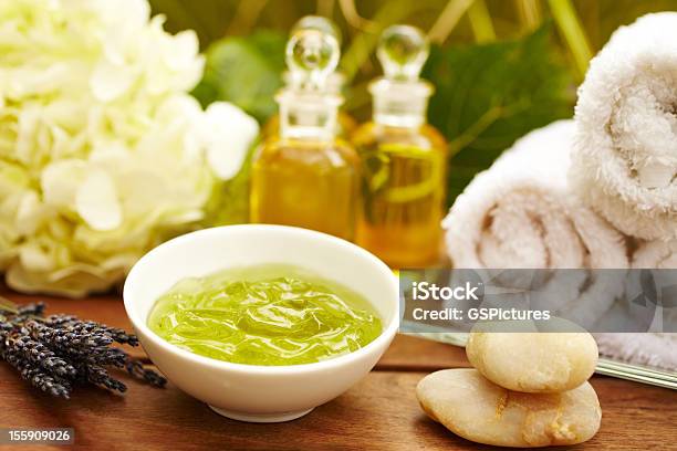 Seaweed Facial Product At Spa Stock Photo - Download Image Now - Glass - Material, Vase, Alternative Therapy