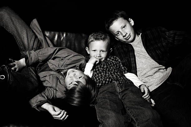 istock family sibling boys 155909056