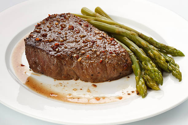 istock Grilled steak with Green asparagus 155912364