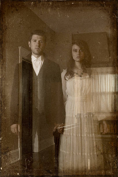 istock Pictures of Real Ghostly Couple 155913332