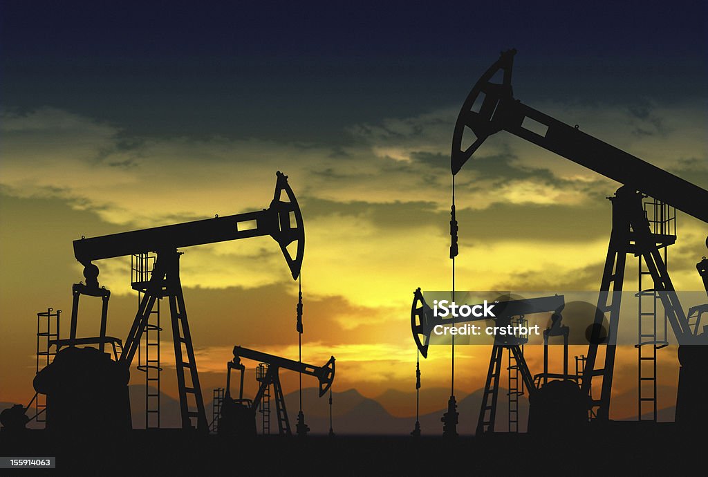 Olio pompa jack e campo - Foto stock royalty-free di Pozzo petrolifero