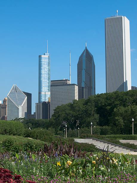 istock Chicago Skyscrapers and Grant Park 155942952