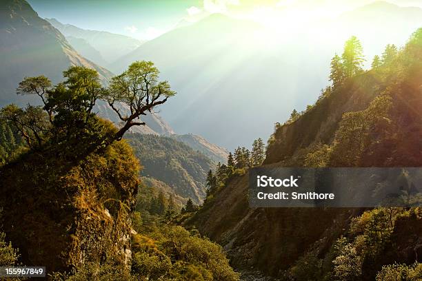 Enchanted Nepal Landschaft Stockfoto und mehr Bilder von Anhöhe - Anhöhe, Annapurna-Schutzgebietprojekt, Asien