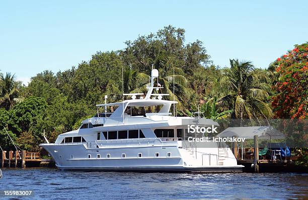 Luxusyacht In Florida Stockfoto und mehr Bilder von Anlegestelle - Anlegestelle, Bootssteg, Florida - USA