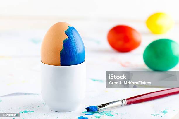 Malarstwo Wielkanoc Jaja - zdjęcia stockowe i więcej obrazów Bez ludzi - Bez ludzi, Biały, Czerwony