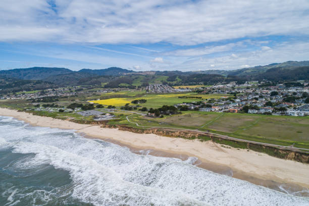 istock Half Moon Bay State Beach in California. USA 1559922202