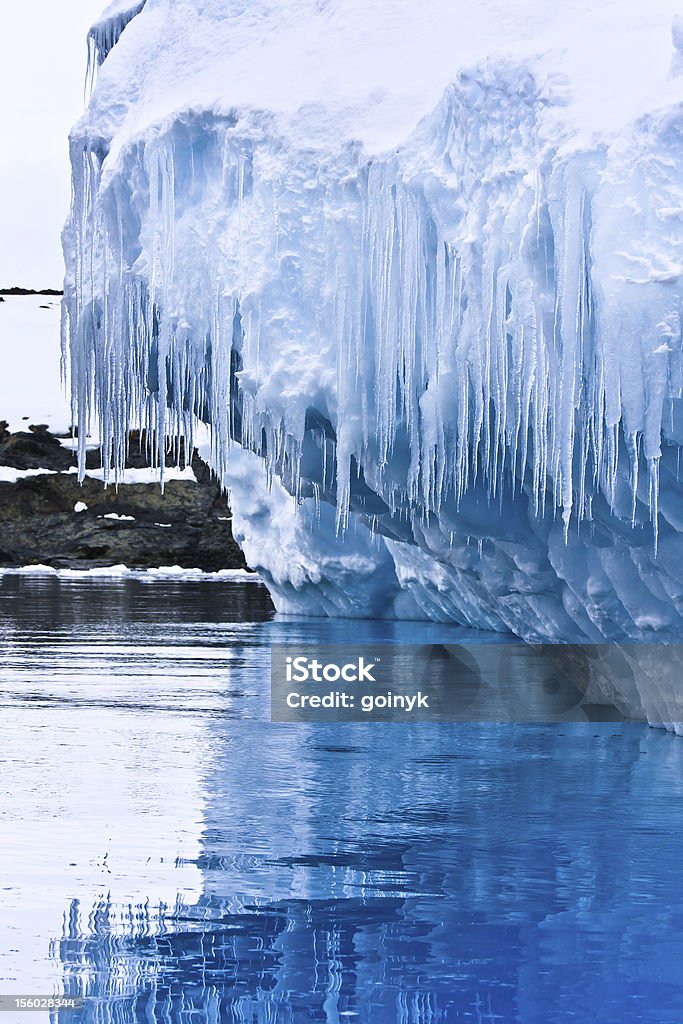 iceberg antártico - Foto de stock de Agua libre de derechos