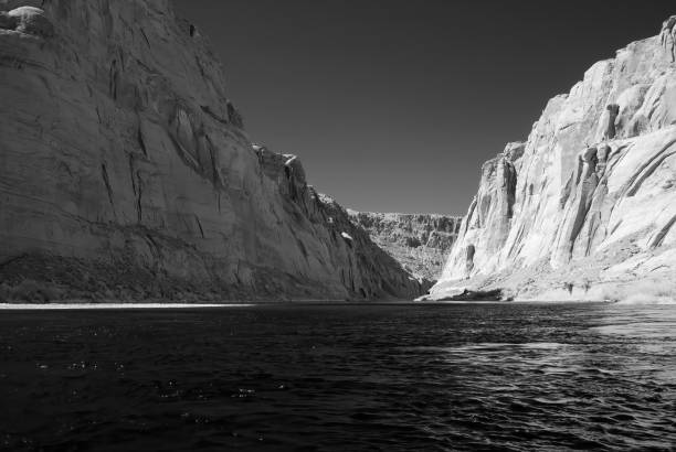 istock Colorado River Arizona in Infrared 1560558614