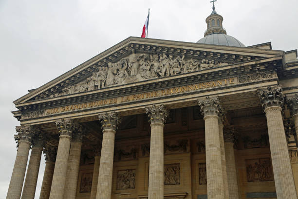 istock Corinthian column and the pediment - The Pantheon 1561308644