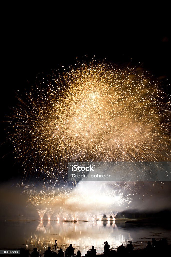 黄金の花火や煙 - お祝いのロイヤリティフリーストックフォト