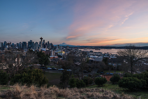 Seattle, USA – Jan 2, 2023: Beautiful sunset over the Seattle skyline and Elliott bay.